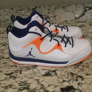 Jordan low-top basketball shoes